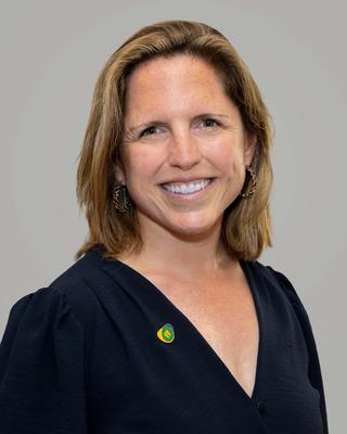 Caitlin Sullivan headshot